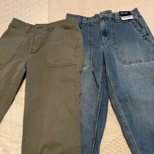 two pair of  cropped casual pants